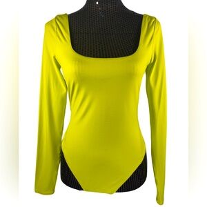 Lululemon Wundermost Ultra-Soft Nulu Square-Neck Long-Sleeve Bodysuit Lime NWT L